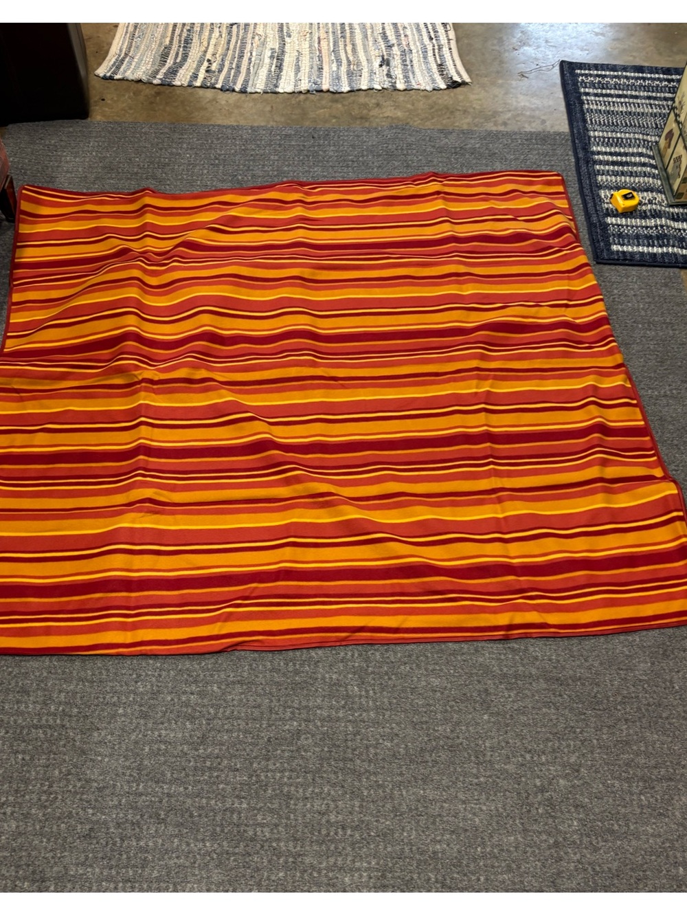 Kohl's Bobby Flay Picnic Blanket Soft Folds Up